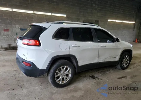 2016 Jeep Cherokee Latitude из США, поврежденный, VIN 1C4PJMCS8GW215956